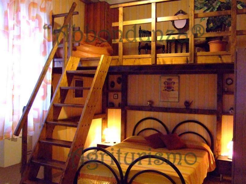 アルベロベッロ Agriturismo Abbondanzaヴィラ エクステリア 写真